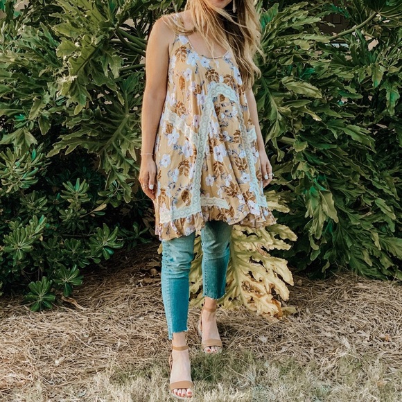 Hayden LA Tunic Dress - Picture 4 of 8